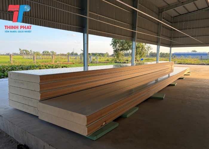 hình ảnh panel inox tại công trình