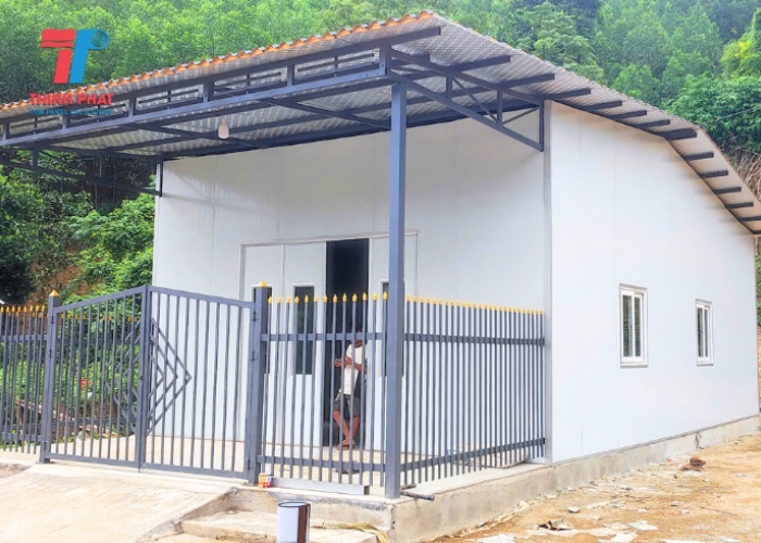 nhà tiền chế bằng panel eps