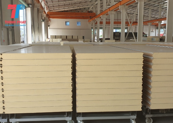 panel pu làm cách nhiệt tỷ trọng panel pu cách nhiệt