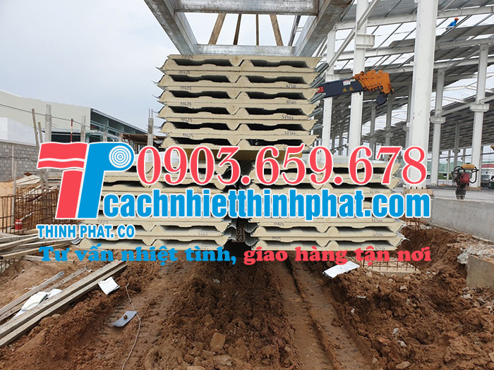 dia-chi-ban-mai-cach-nhiet-pu