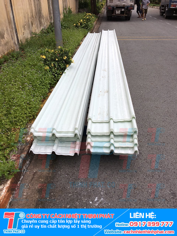 tôn lợp lấy sáng 9