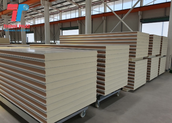 panel cách nhiệt pir