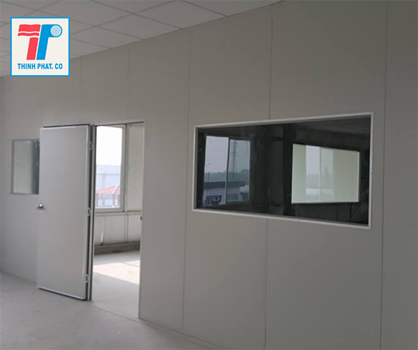 Thi công vách ngăn văn phòng công ty bằng tầm panel cách nhiệt