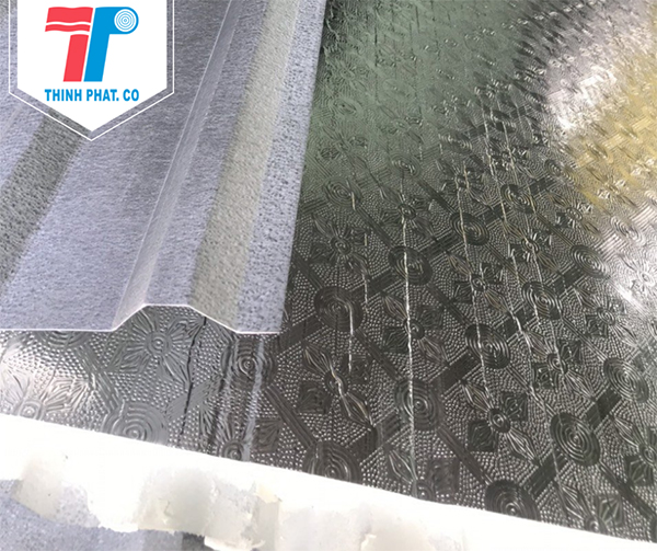 Tôn xốp cách nhiệt 3 lớp
