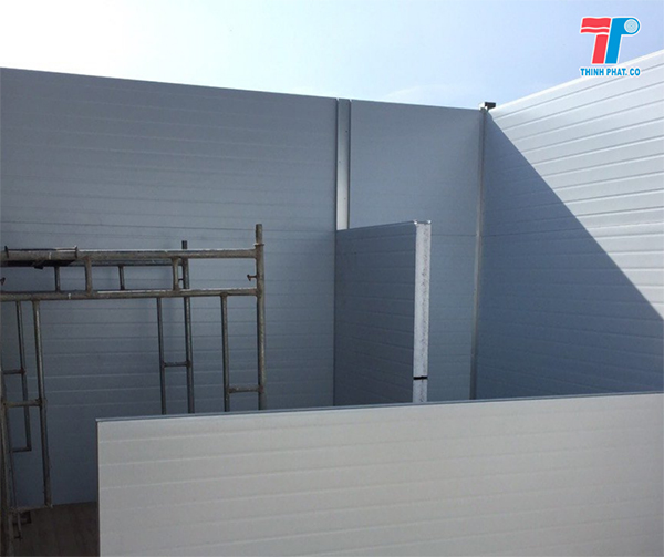 Báo giá làm vách bằng tôn chống nóng cách nhiệt