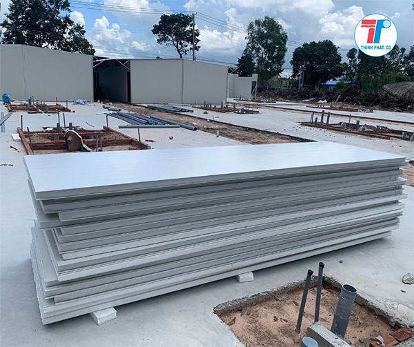 Báo giá tấm vách ngăn tôn xốp Báo giá tấm vách ngăn tôn xốp