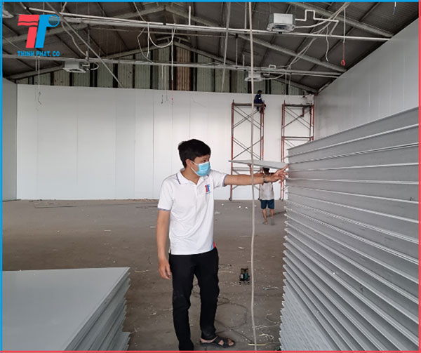 cong trinh panel lam duoc pham3