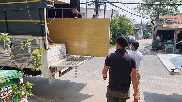 Tấm vách ngăn văn phòng công ty giá rẻ nhất