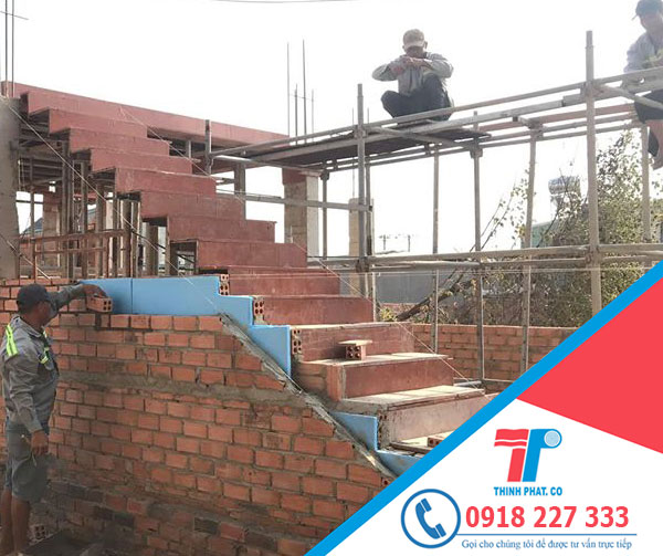 thi công lắp đặt tấm xps màu xanh dương