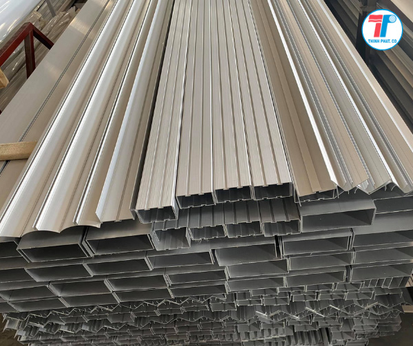 mua phụ kiện nhôm