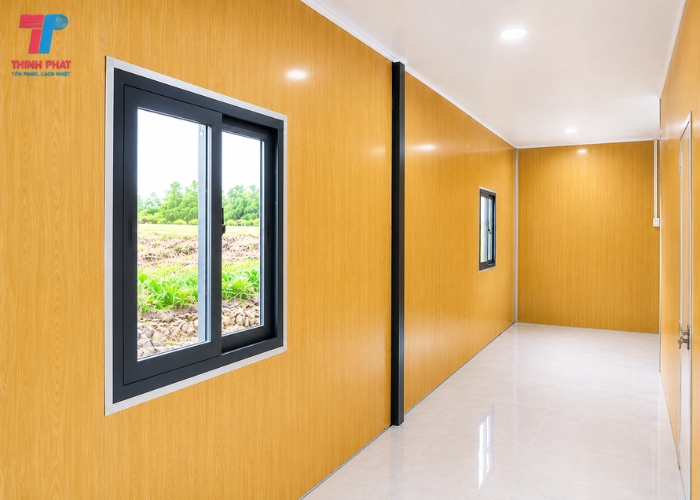 panel vân gỗ sối sáng