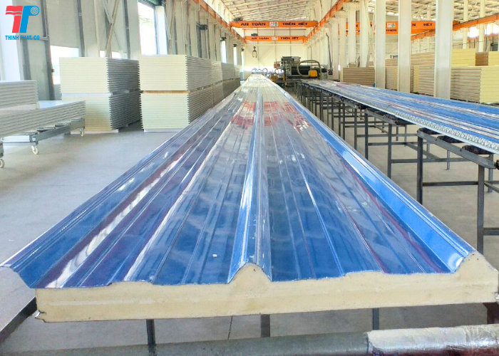 độ dày của panel pu mái