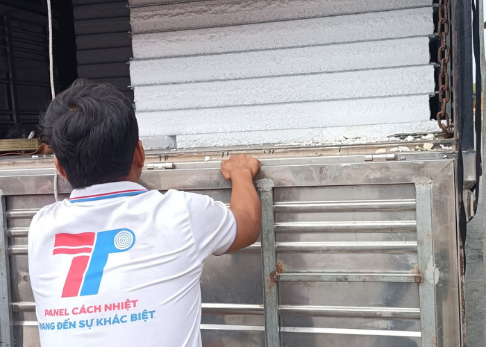 Tấm Panel Xốp Cách Nhiệt