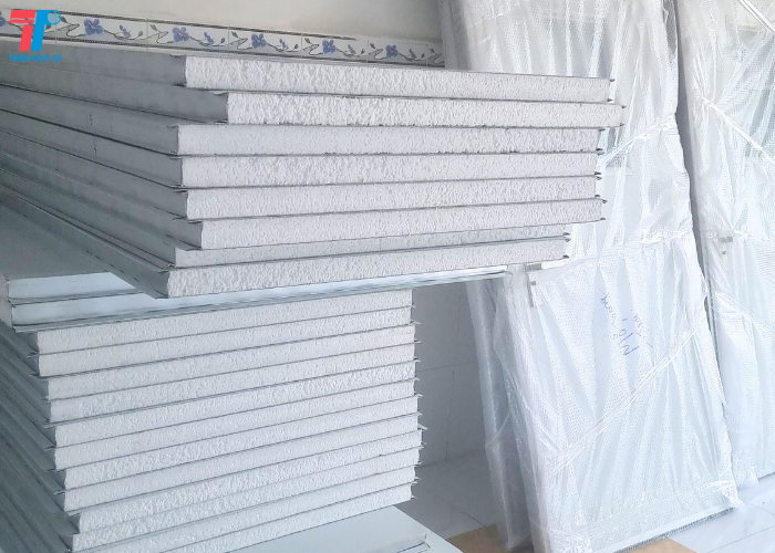 Tôn Panel Cách Nhiệt