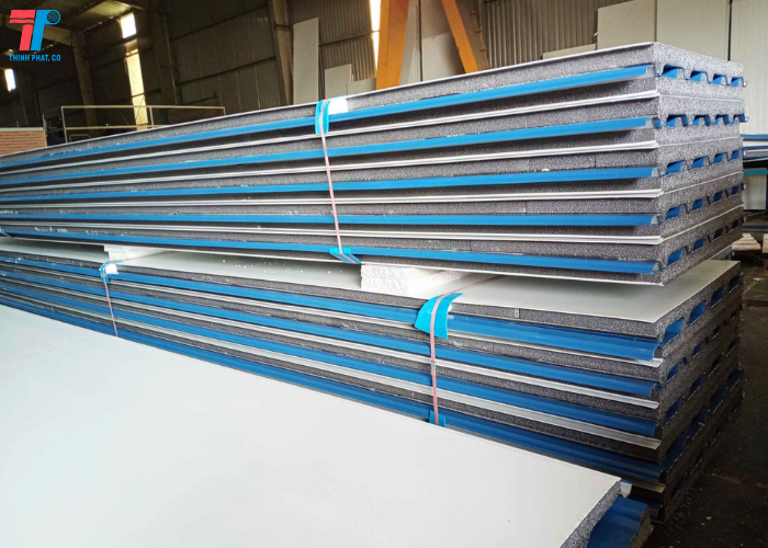 Tôn Panel Cách Nhiệt