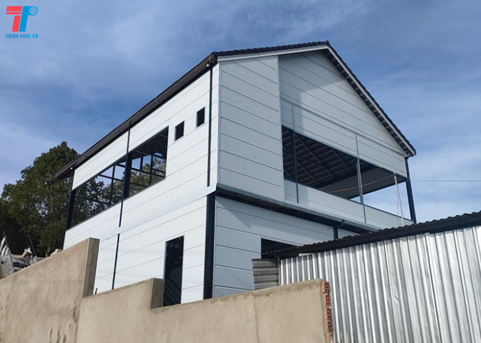 Tôn Xốp Panel Làm Vách Ngăn