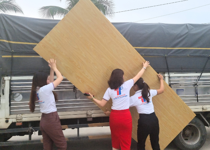 Tấm Tôn Cách Nhiệt