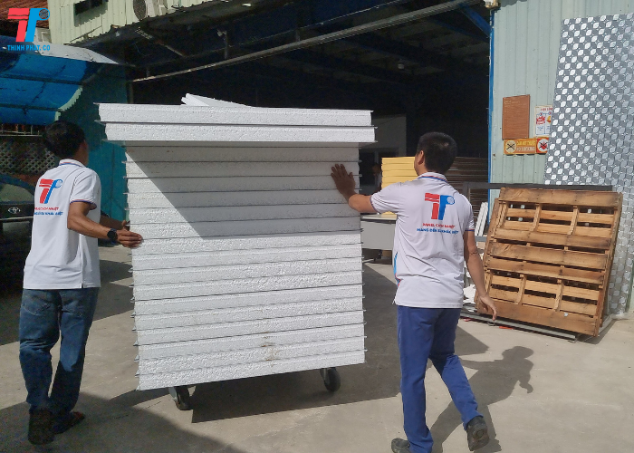 Tấm Tôn Panel Cách Nhiệt