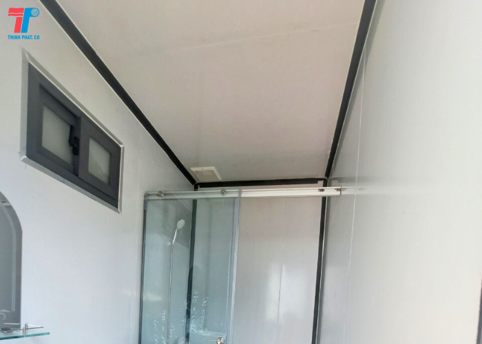 Nhà Vệ Sinh Panel Ngoài Trời Tại Quận 12