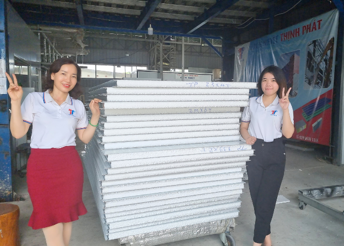 Trần Panel Trang Trại Nuôi Heo Tại Bình Thuận