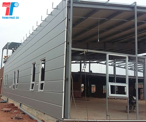 nhà thép tiền chế