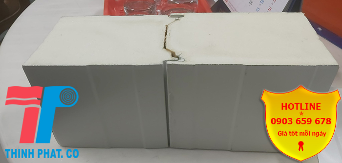 vách panel PU nhà xưởng