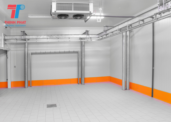 làm phòng lạnh đơn giản từ tấm panel