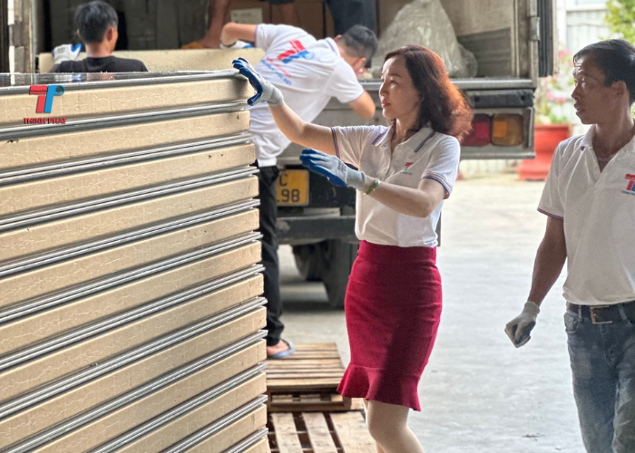 panel PU tại Đồng Nai 3