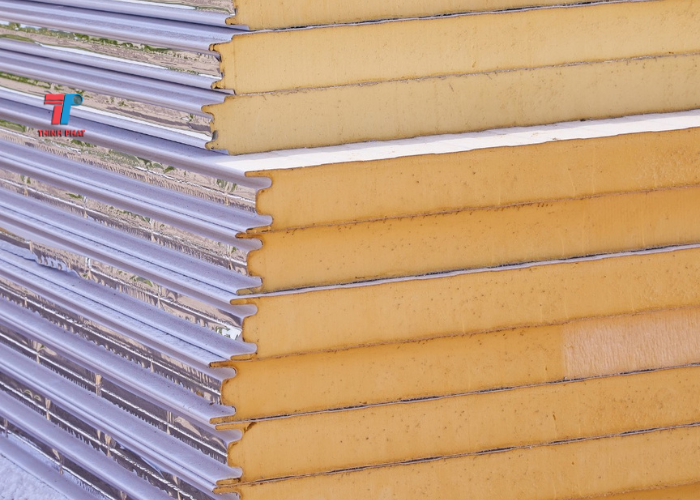 giá panel pu tiền giang