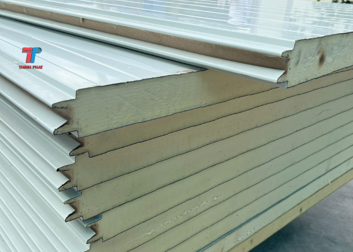 giá panel pu tiền giang