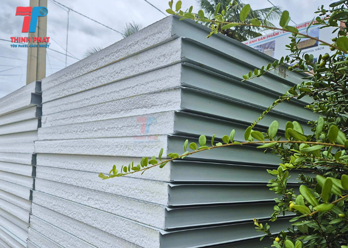 tấm panel làm nhà 6