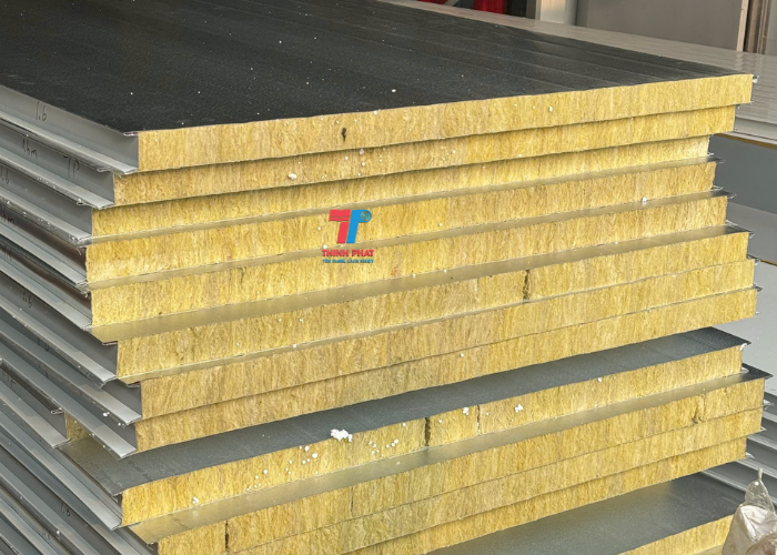 giá panel rockwool tháng 10