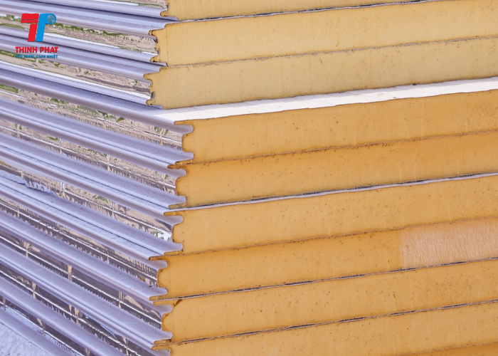 giá panel cách nhiệt PU 3