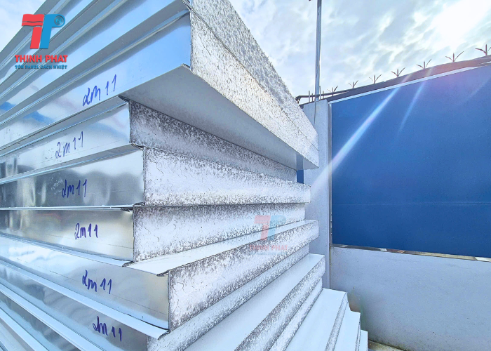 tấm panel cách nhiệt tỉnh Bình Phước 7