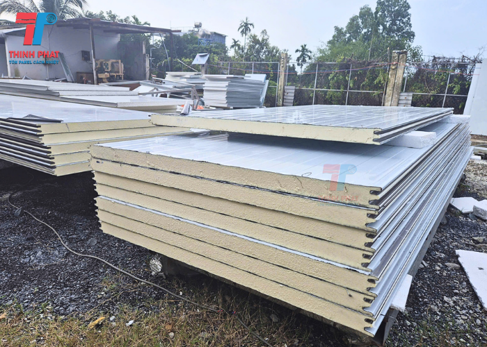 tấm PU cách âm cách nhiệt 2