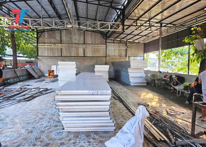 mua vách panel EPS 6