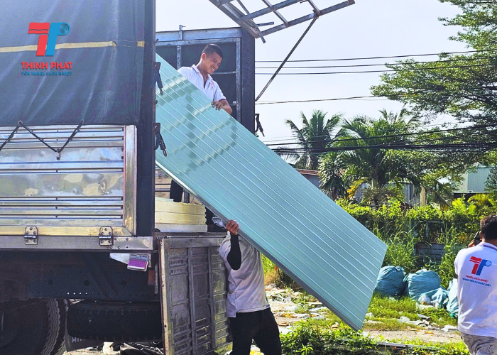 mua vách panel EPS 7