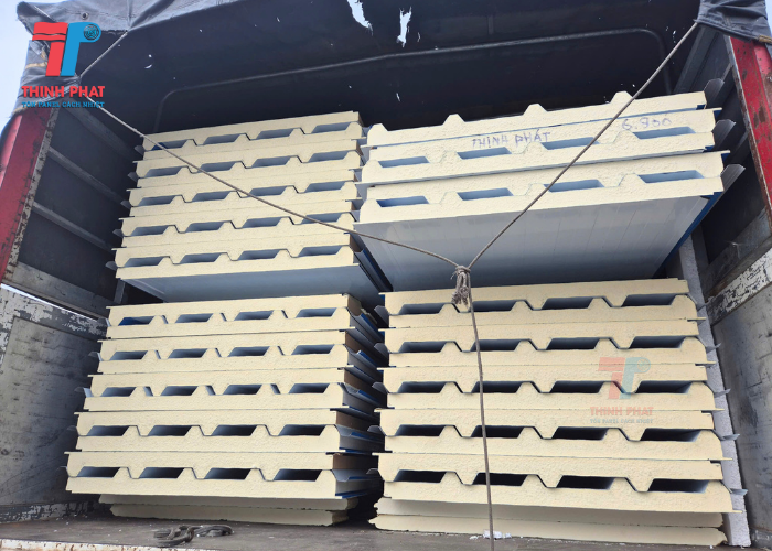 panel PU mái cách nhiệt 3
