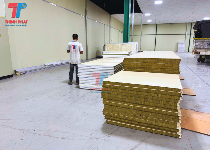 giá panel Rockwool tháng 4 6