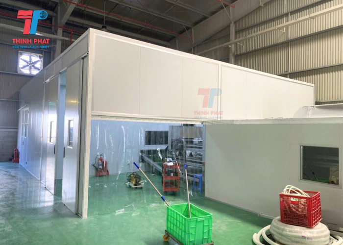 tôn vách cách nhiệt 14