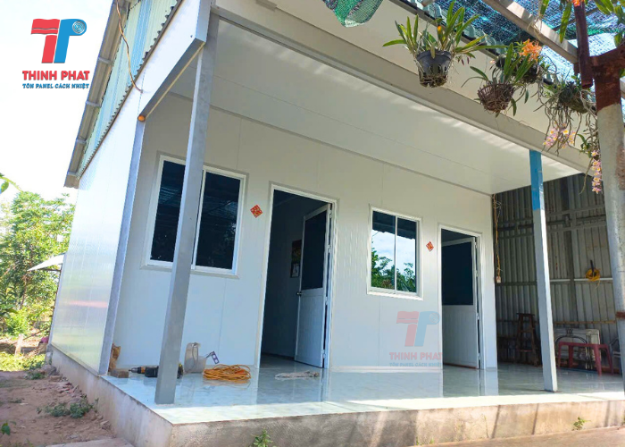 tôn vách cách nhiệt 2