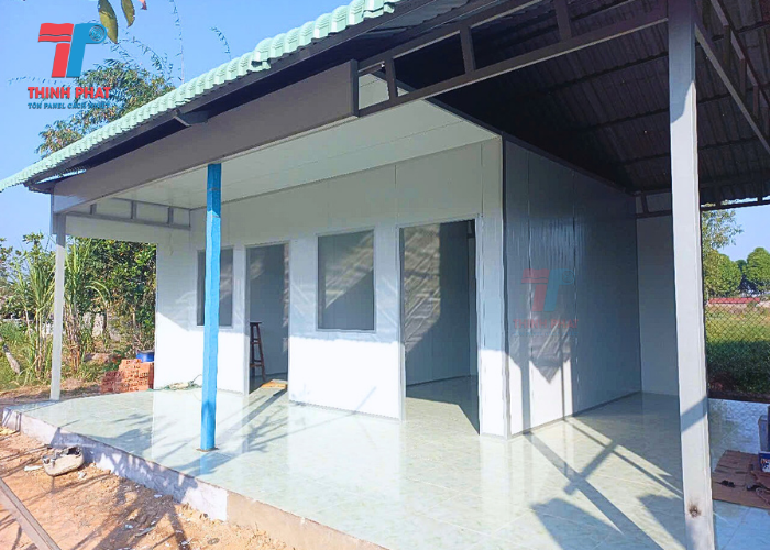 tôn vách cách nhiệt 4