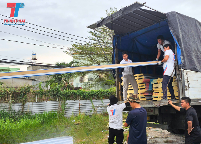 tôn xốp lợp mái 10