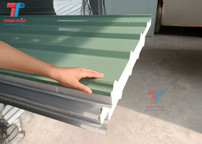 tôn xốp lợp mái 5