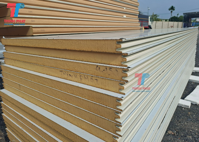 vách cách nhiệt kho lạnh 1