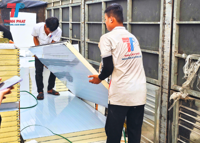 vách cách nhiệt kho lạnh 10