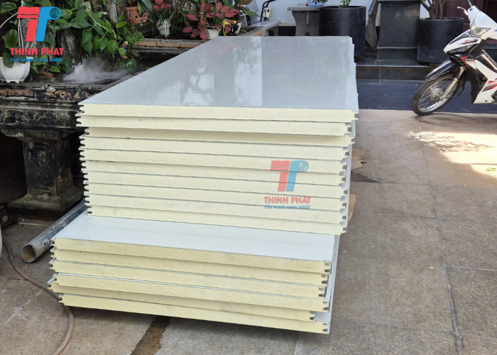 tấm panel PU Tiền Giang 9