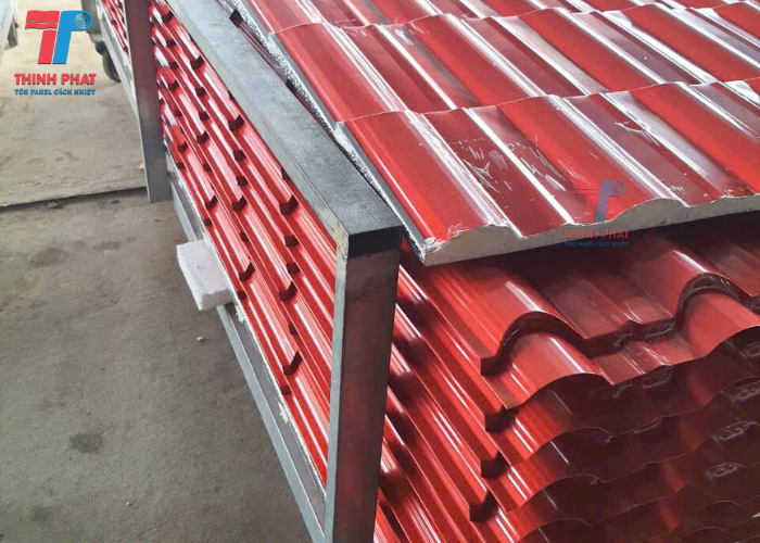 tôn cách nhiệt sóng ngói 4