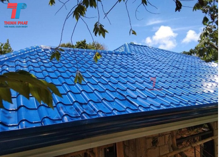 tôn cách nhiệt sóng ngói 5