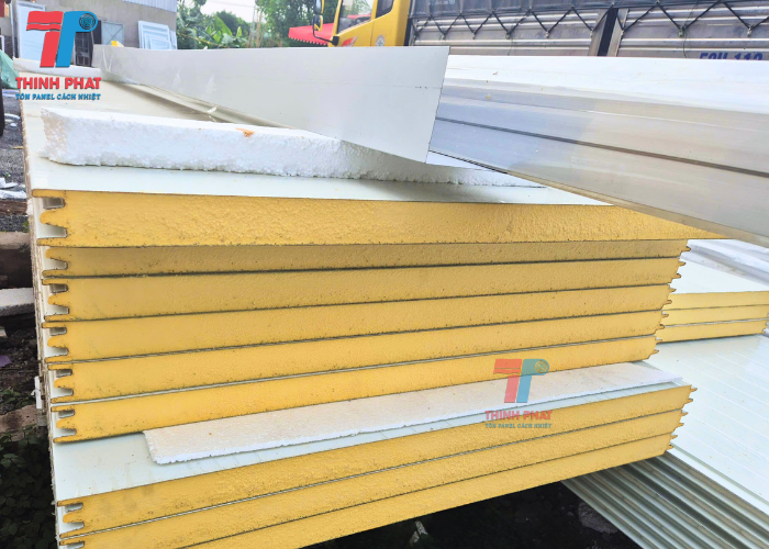 giá panel Thịnh Phát 4